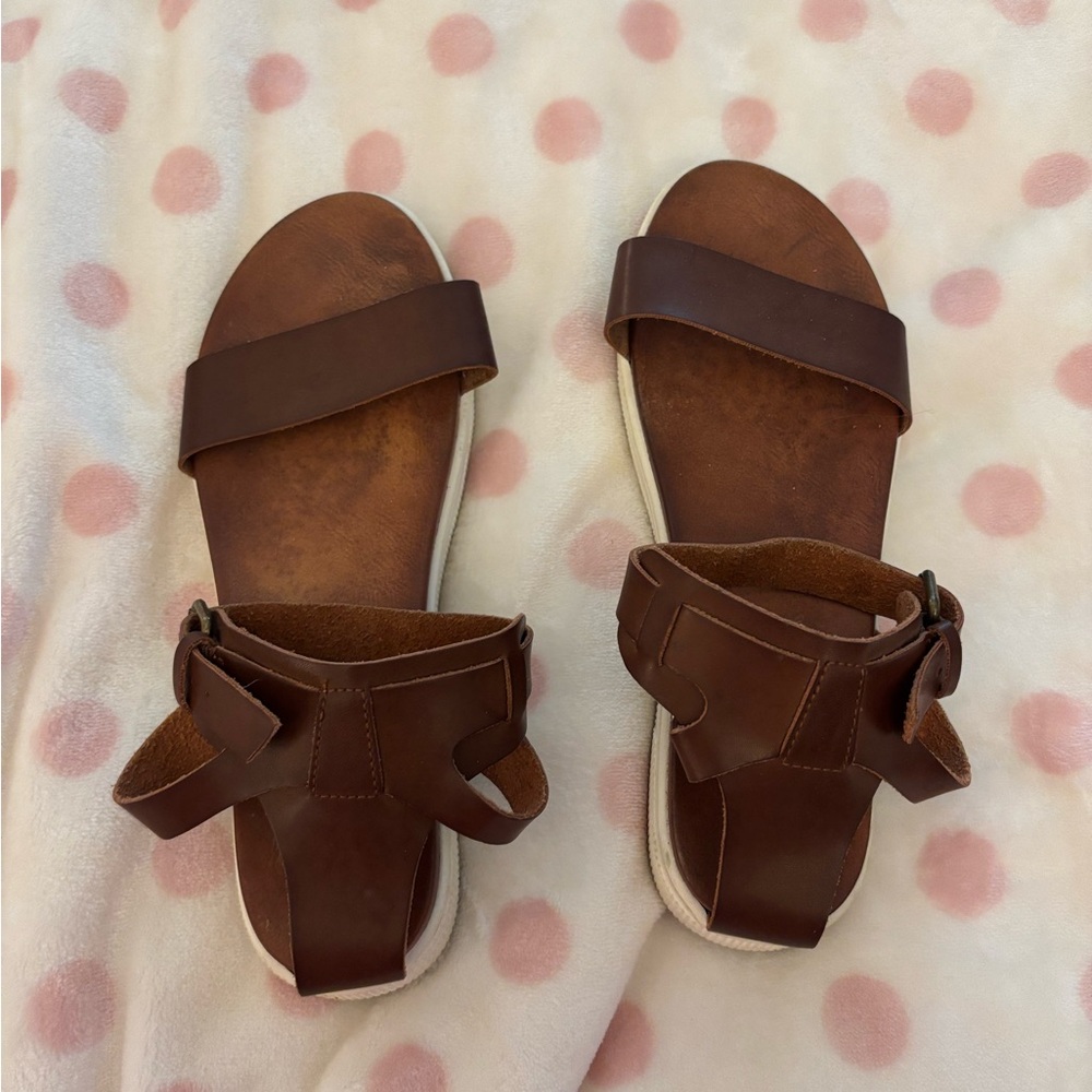 Women’s MIA Brown Leather Ankle-Strap Sandals